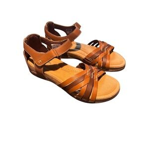 Clarks Collection Leather Sandals Roseville Cove Tan Size 9.5M sz 9.5 M